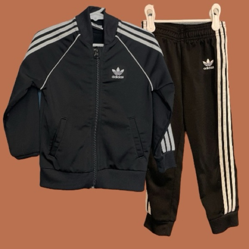 Adidas Boys Black Athletic Tracksuit Jacket and Joggers Size 3T